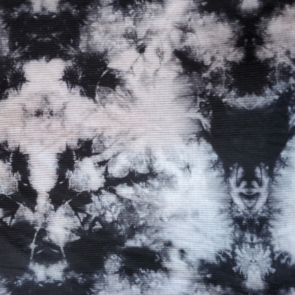 ⚡Brand new super cute tye dye crop top 🖤 - Picture 4 of 5